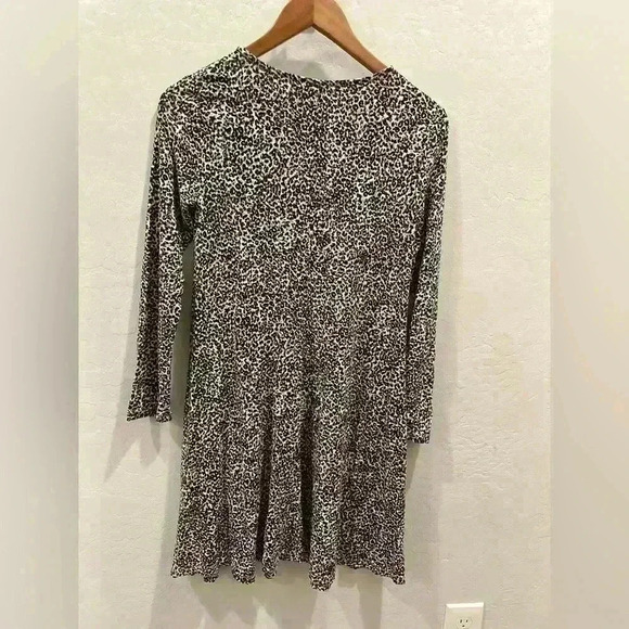 Old Navy Cheetah Long Sleeve Midi Dress Size XS Women’s - Picture 3 of 5
